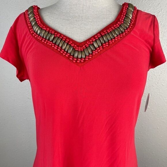 NWT Passports Red V-Neck Tunic Top Size M - Picture 2 of 9